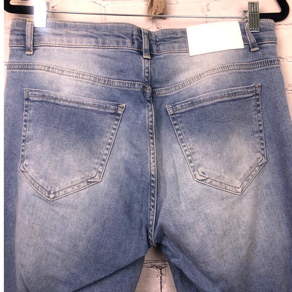 Boohoo Man Light Wash Distressed Button Fly Stretch Skinny Jeans Men's 34 - Picture 4 of 13